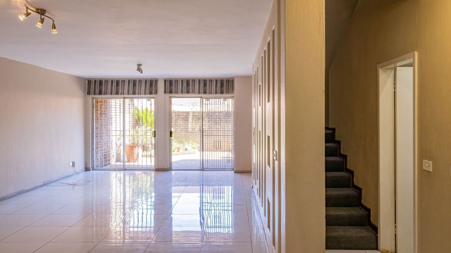 3 Bedroom Property for Sale in Glen Atholl Gauteng