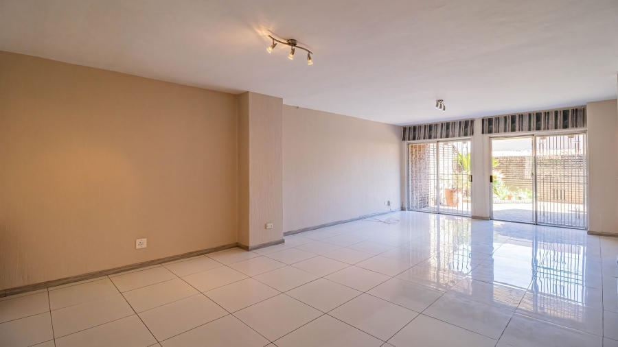 3 Bedroom Property for Sale in Glen Atholl Gauteng