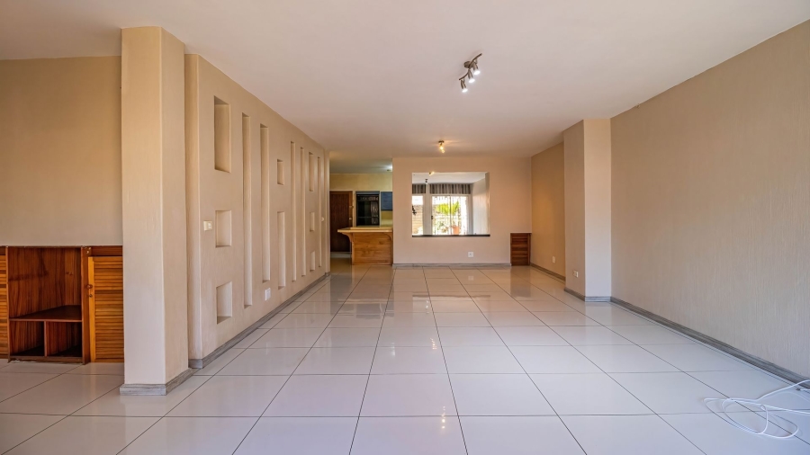 3 Bedroom Property for Sale in Glen Atholl Gauteng