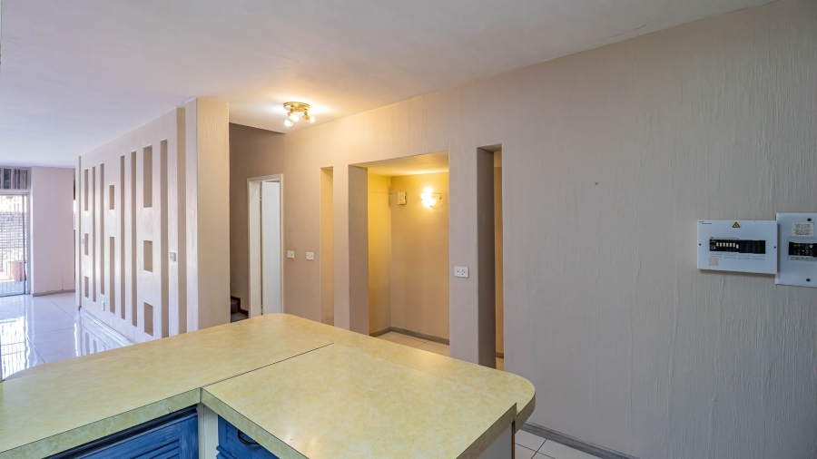 3 Bedroom Property for Sale in Glen Atholl Gauteng