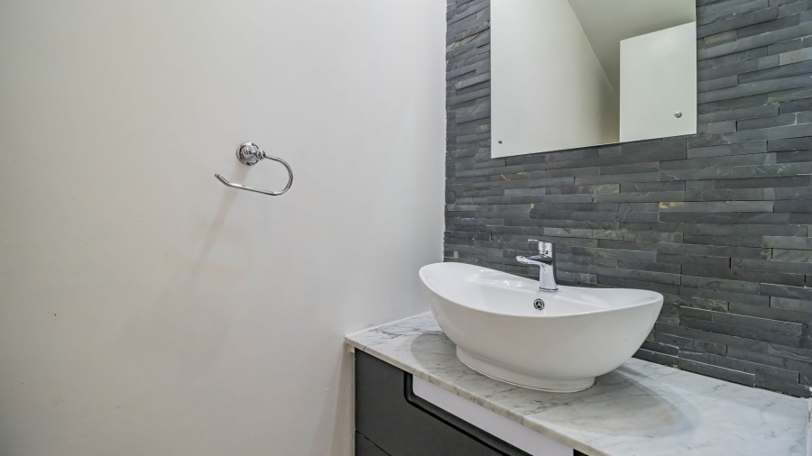 3 Bedroom Property for Sale in Glen Atholl Gauteng