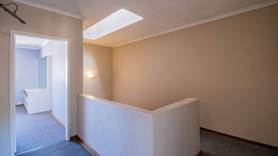 3 Bedroom Property for Sale in Glen Atholl Gauteng