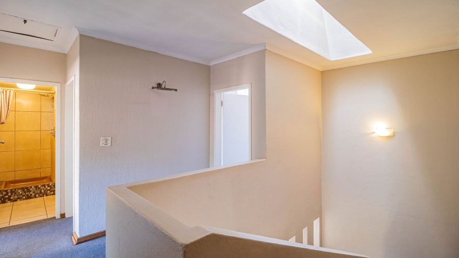 3 Bedroom Property for Sale in Glen Atholl Gauteng
