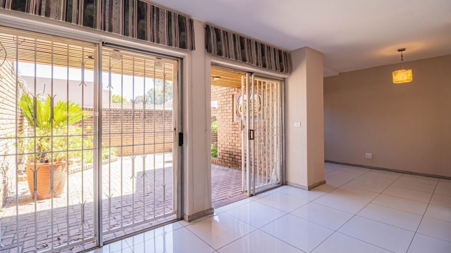 3 Bedroom Property for Sale in Glen Atholl Gauteng