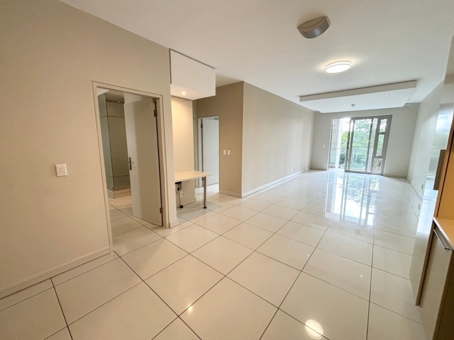 To Let 2 Bedroom Property for Rent in Rosebank Gauteng