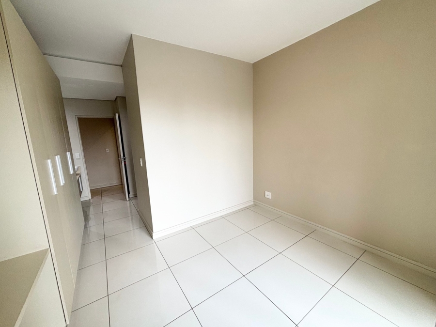 To Let 2 Bedroom Property for Rent in Rosebank Gauteng
