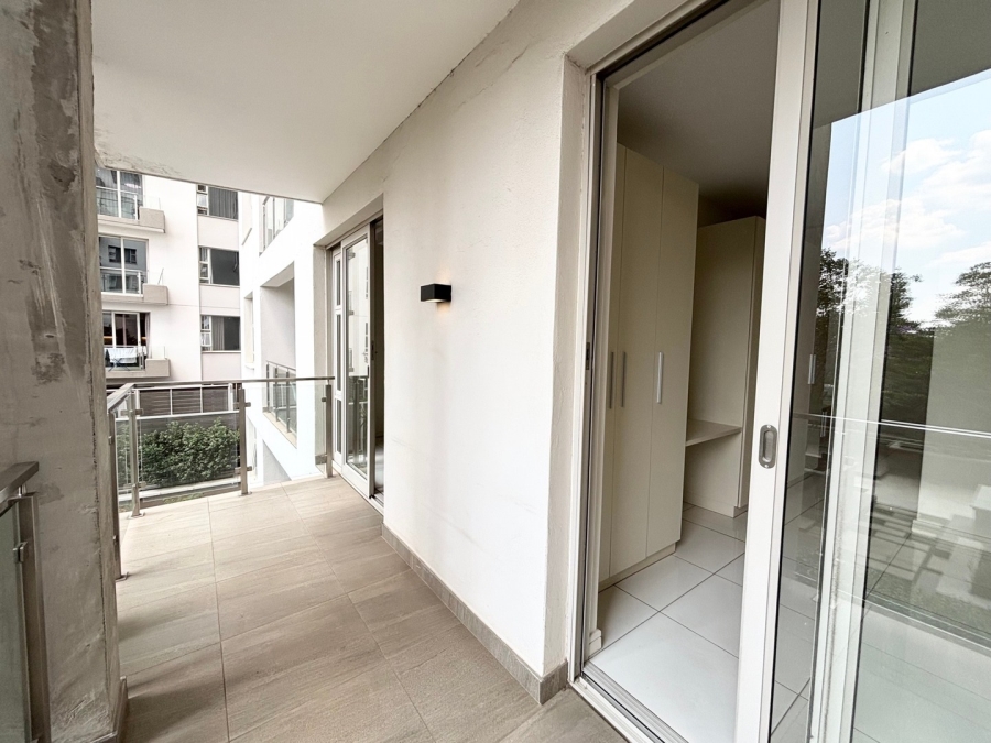 To Let 2 Bedroom Property for Rent in Rosebank Gauteng