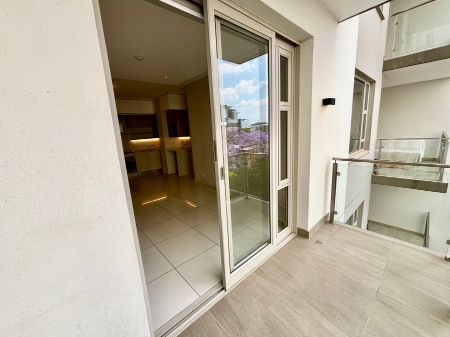 To Let 2 Bedroom Property for Rent in Rosebank Gauteng