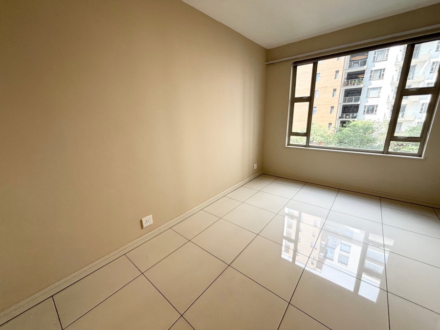 To Let 2 Bedroom Property for Rent in Rosebank Gauteng
