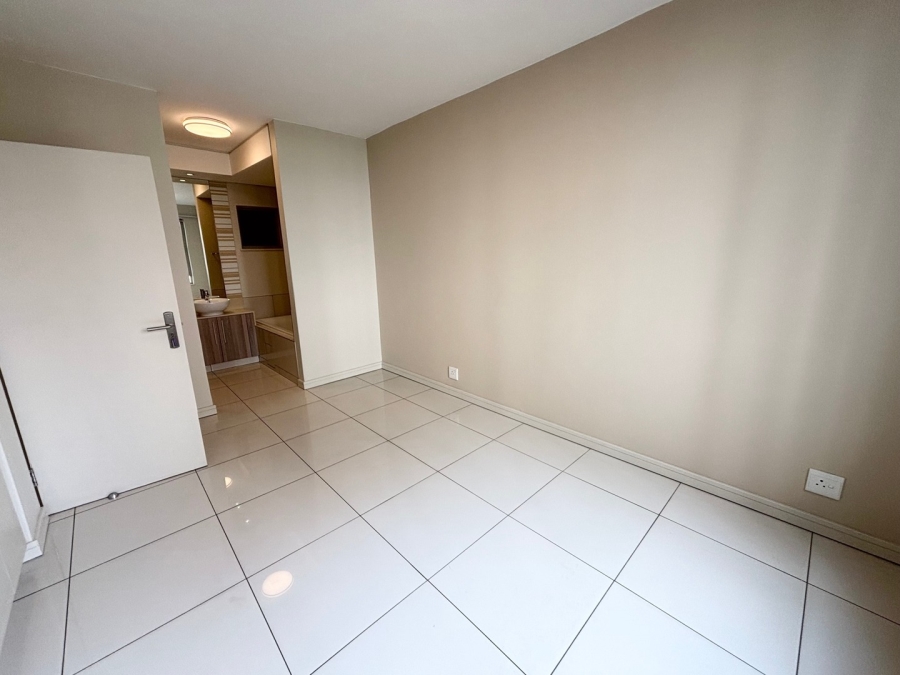 To Let 2 Bedroom Property for Rent in Rosebank Gauteng