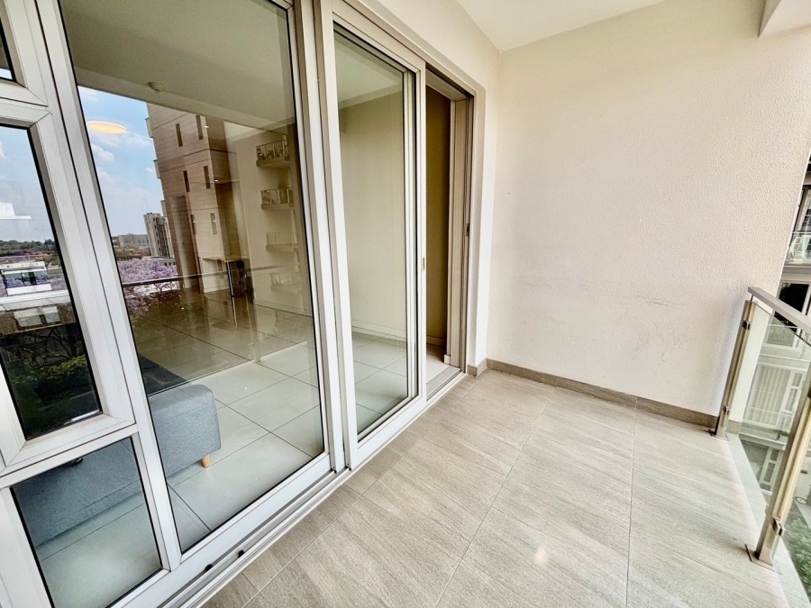 To Let 2 Bedroom Property for Rent in Rosebank Gauteng