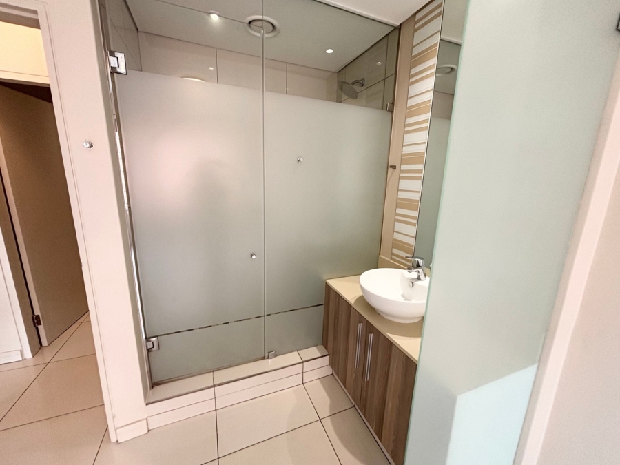 To Let 2 Bedroom Property for Rent in Rosebank Gauteng