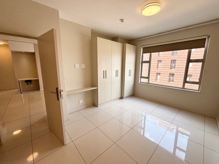 To Let 2 Bedroom Property for Rent in Rosebank Gauteng