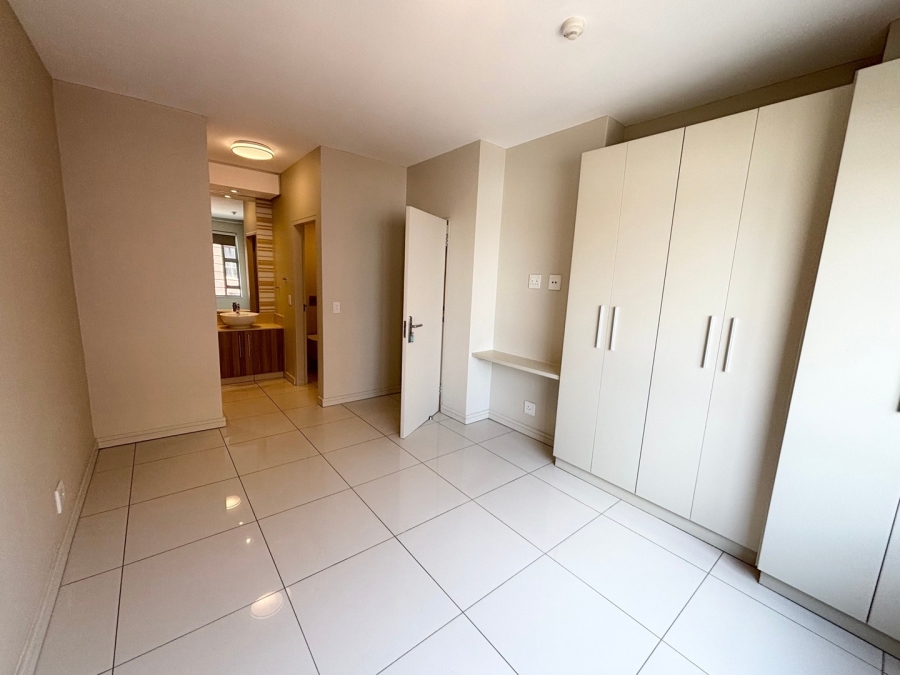 To Let 2 Bedroom Property for Rent in Rosebank Gauteng