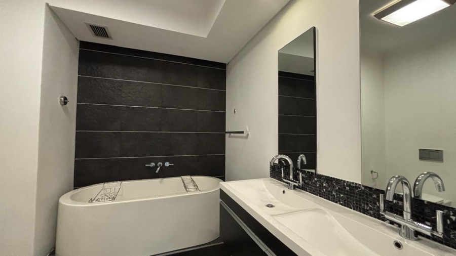2 Bedroom Property for Sale in Morningside Gauteng