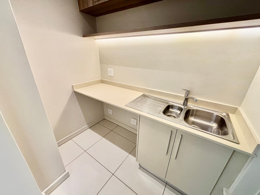 2 Bedroom Property for Sale in Rosebank Gauteng