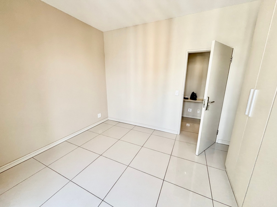2 Bedroom Property for Sale in Rosebank Gauteng