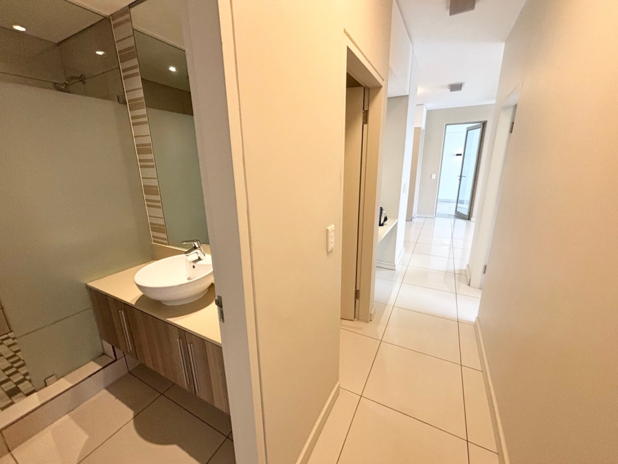 2 Bedroom Property for Sale in Rosebank Gauteng