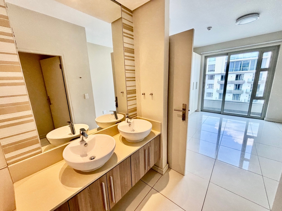2 Bedroom Property for Sale in Rosebank Gauteng