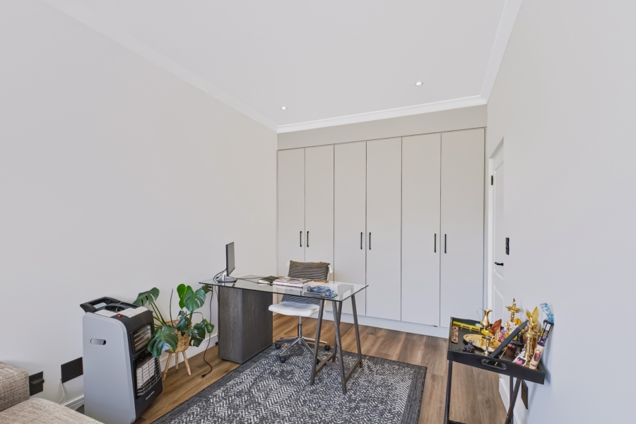 4 Bedroom Property for Sale in Bryanston Gauteng