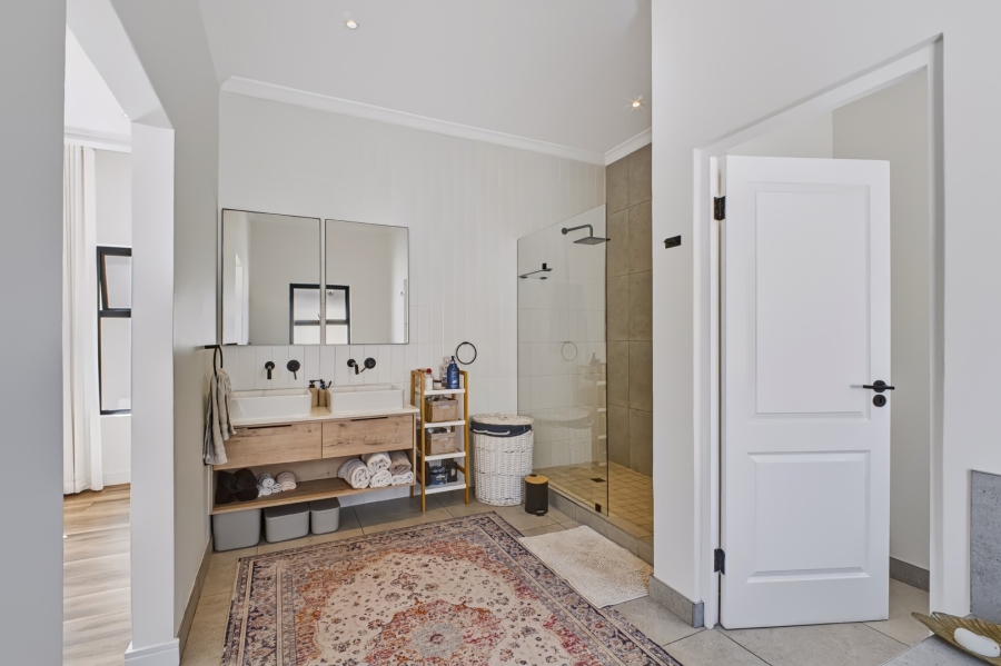 4 Bedroom Property for Sale in Bryanston Gauteng