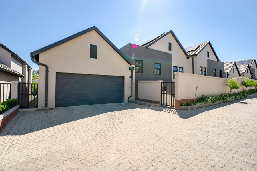 4 Bedroom Property for Sale in Bryanston Gauteng