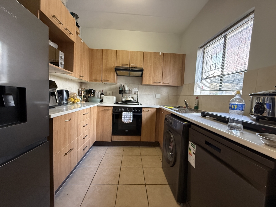 To Let 2 Bedroom Property for Rent in Sugar Bush Estate Gauteng