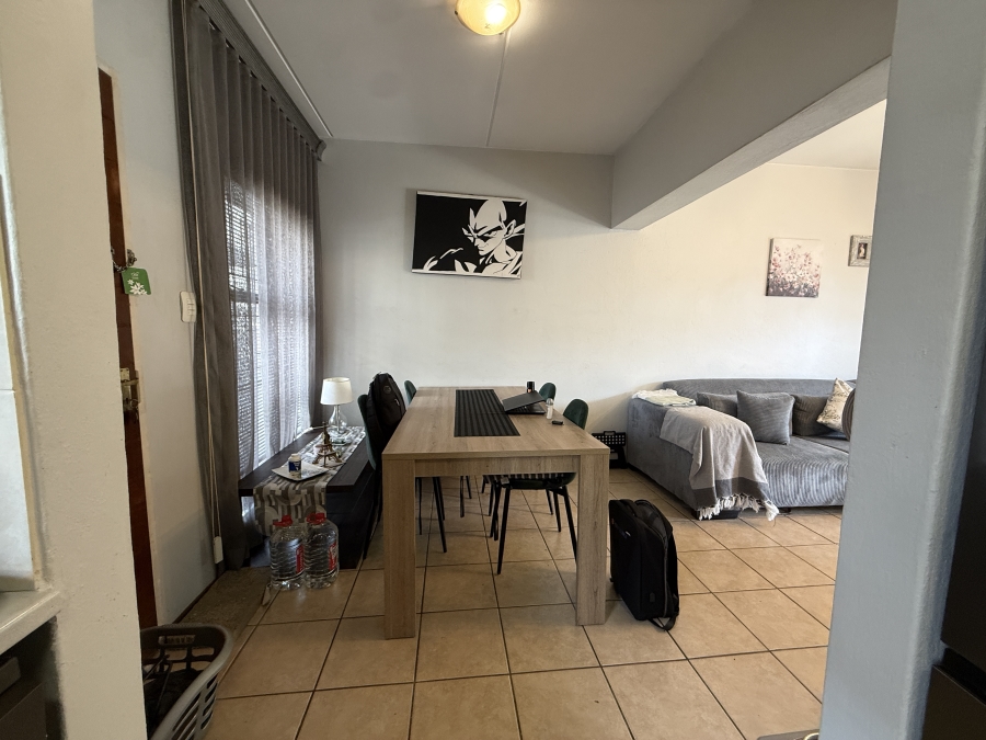 To Let 2 Bedroom Property for Rent in Sugar Bush Estate Gauteng