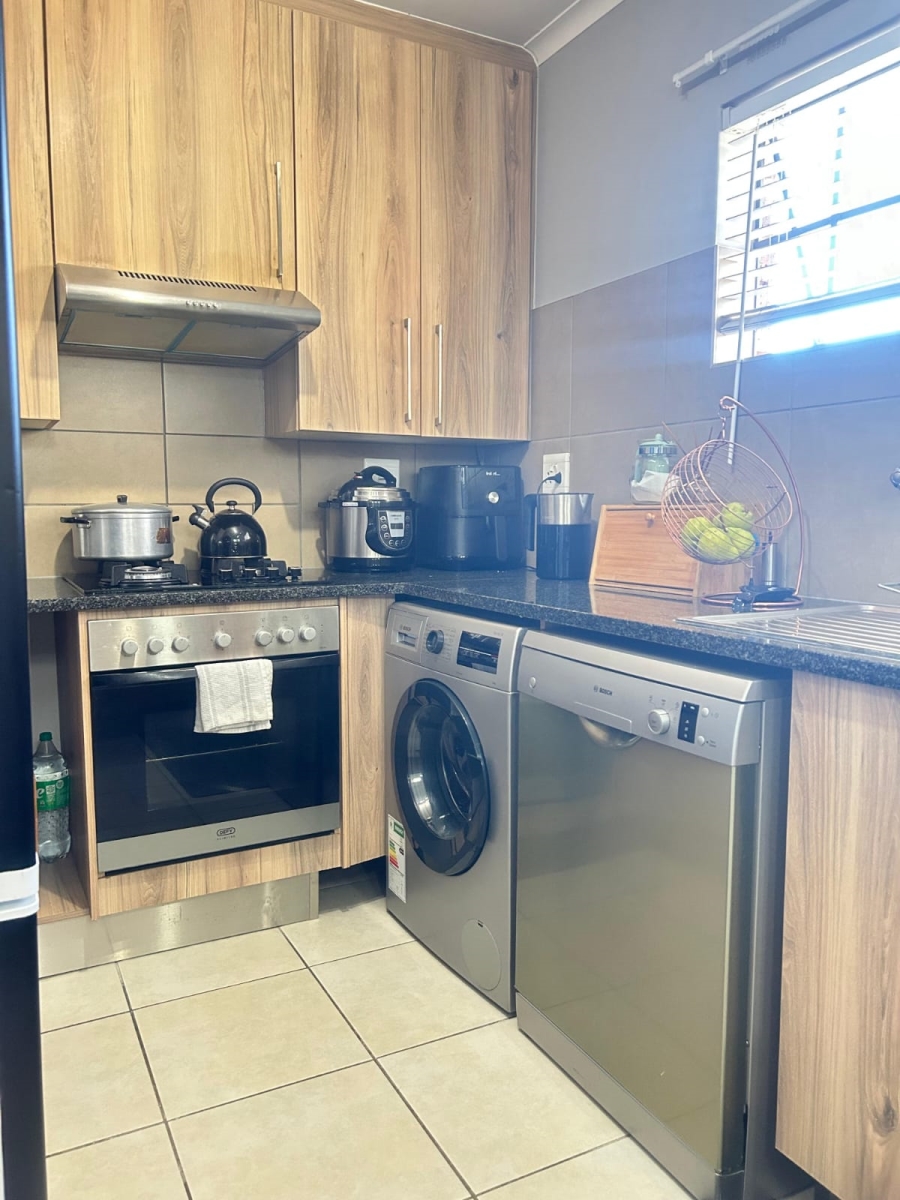 2 Bedroom Property for Sale in Sagewood Gauteng