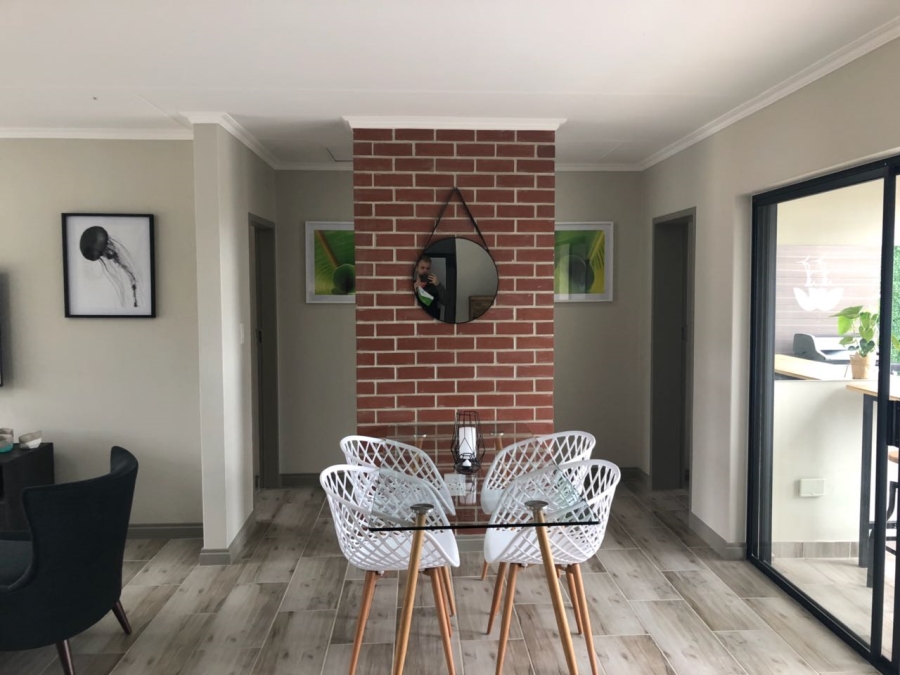 2 Bedroom Property for Sale in Carlswald Gauteng