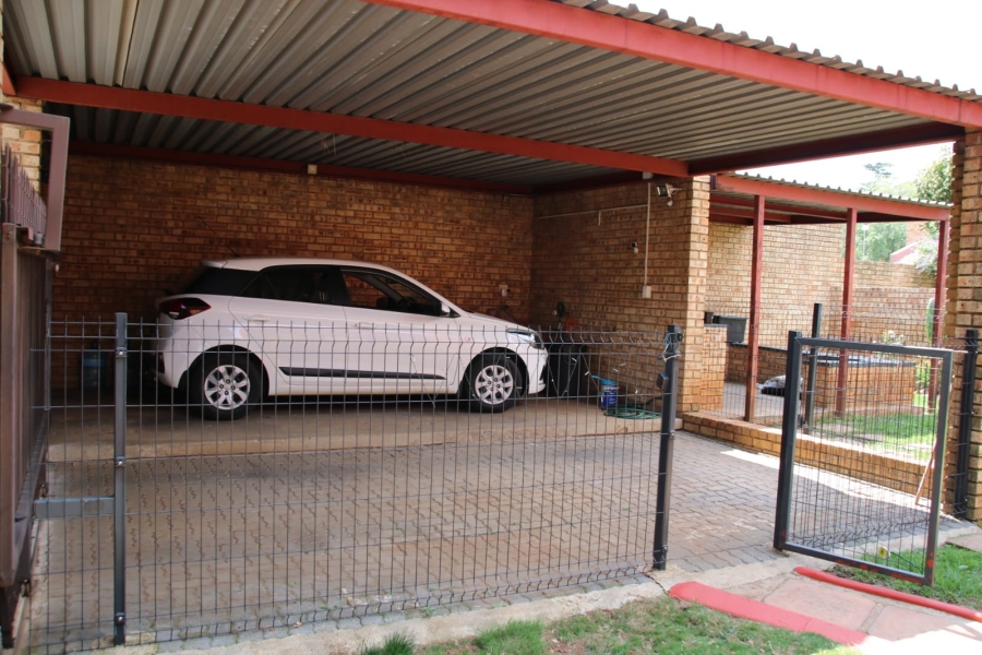 2 Bedroom Property for Sale in Union Gauteng