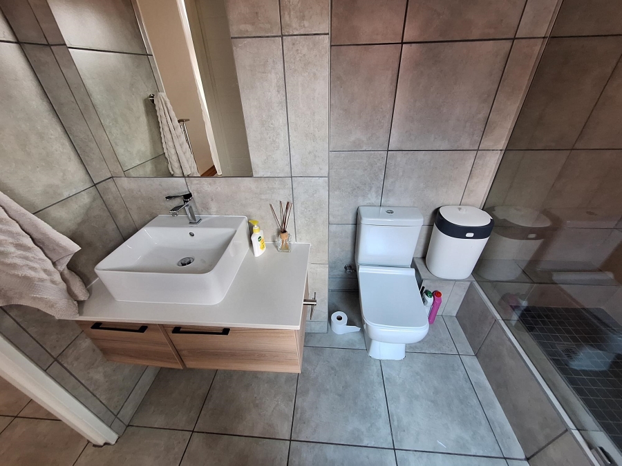3 Bedroom Property for Sale in Six Fountains Residential Estate Gauteng