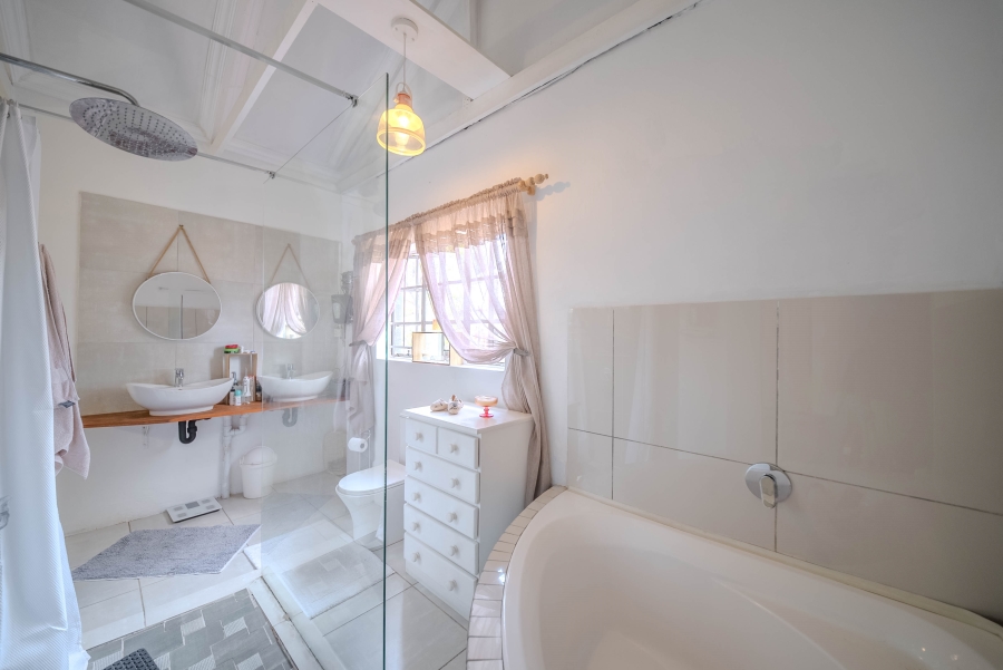 4 Bedroom Property for Sale in Moreleta Park Gauteng