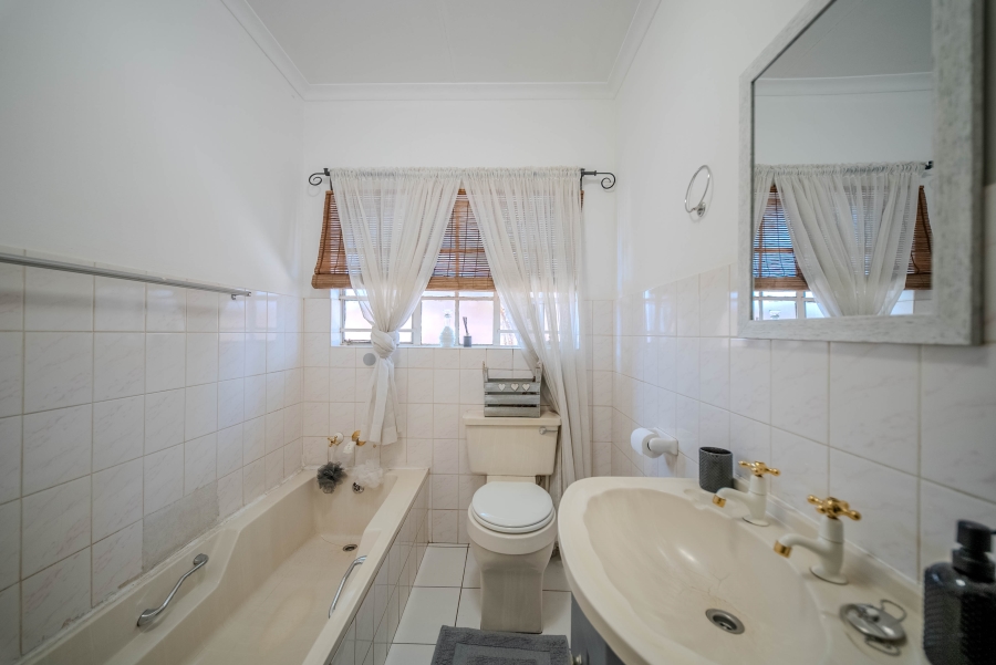 4 Bedroom Property for Sale in Moreleta Park Gauteng