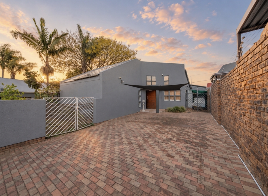 4 Bedroom Property for Sale in Moreleta Park Gauteng