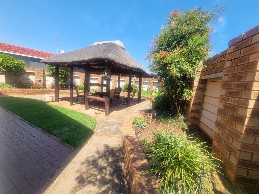3 Bedroom Property for Sale in Doornpoort Gauteng