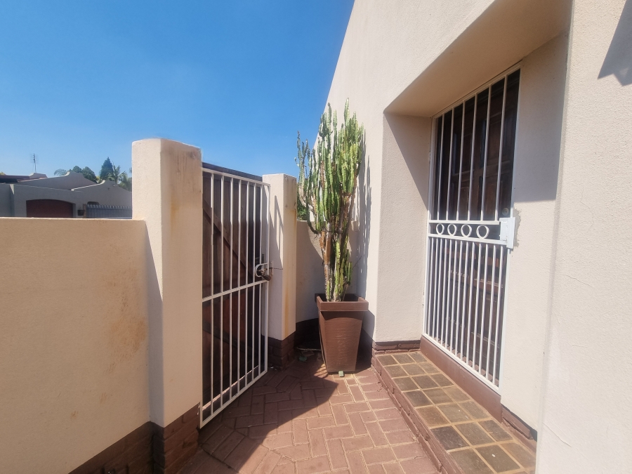 3 Bedroom Property for Sale in Doornpoort Gauteng