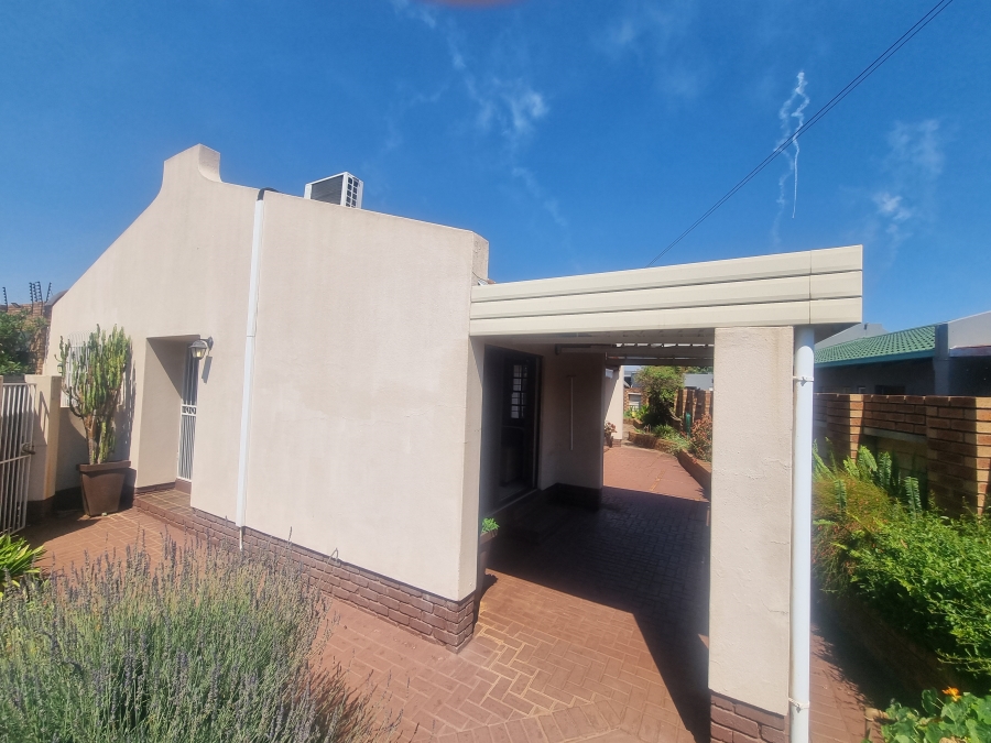 3 Bedroom Property for Sale in Doornpoort Gauteng
