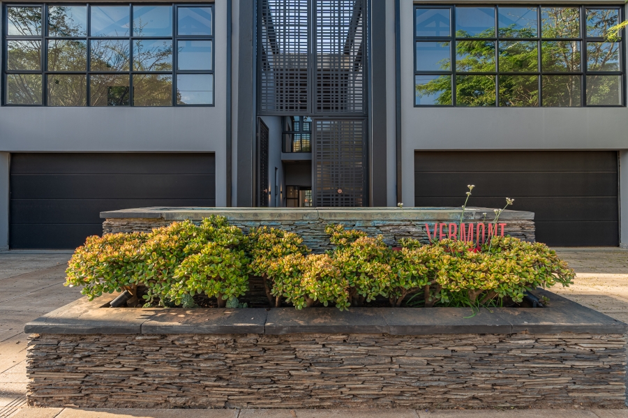 6 Bedroom Property for Sale in Waterkloof Gauteng