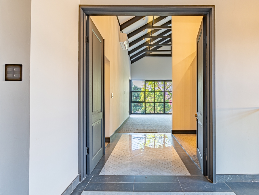 6 Bedroom Property for Sale in Waterkloof Gauteng
