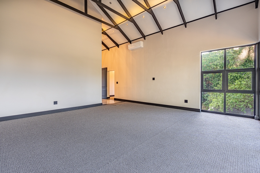 6 Bedroom Property for Sale in Waterkloof Gauteng