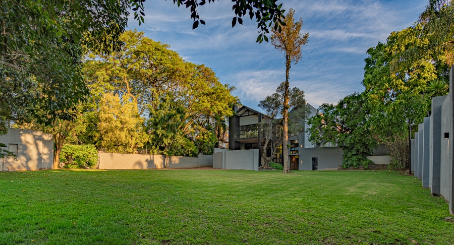 6 Bedroom Property for Sale in Waterkloof Gauteng