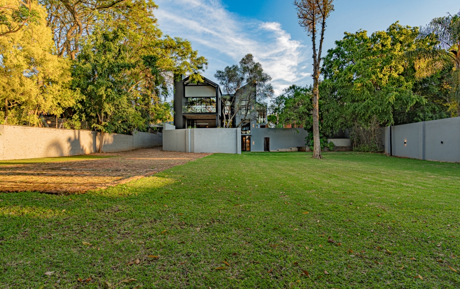 6 Bedroom Property for Sale in Waterkloof Gauteng