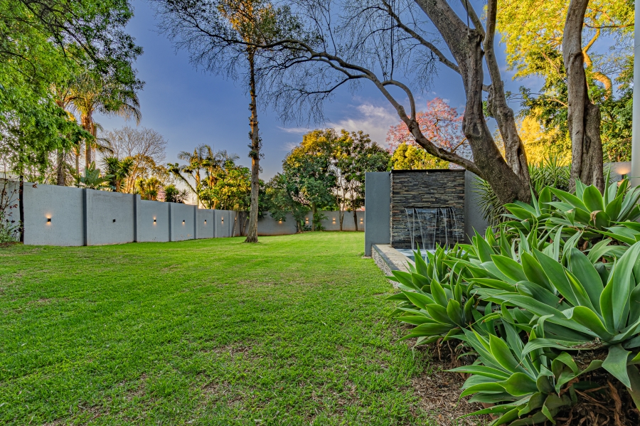 6 Bedroom Property for Sale in Waterkloof Gauteng