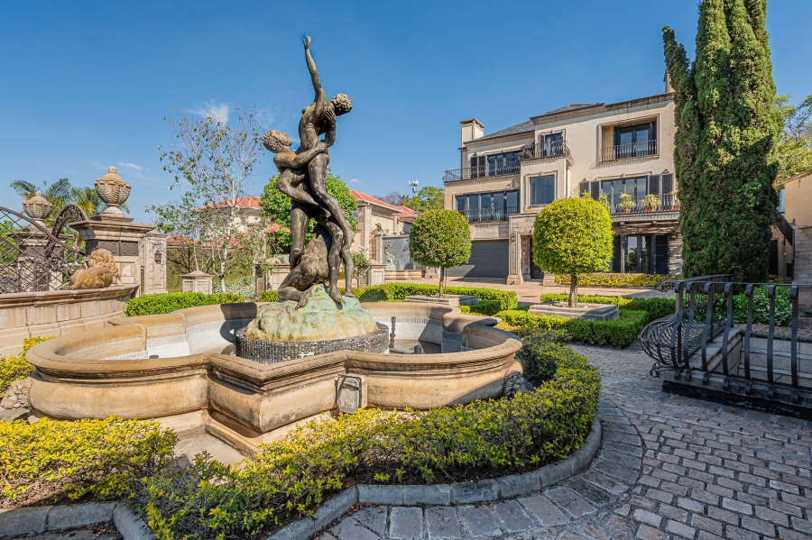 6 Bedroom Property for Sale in Waterkloof Ridge Gauteng