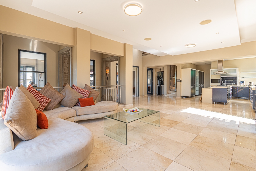 6 Bedroom Property for Sale in Waterkloof Ridge Gauteng