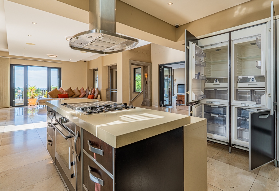 6 Bedroom Property for Sale in Waterkloof Ridge Gauteng