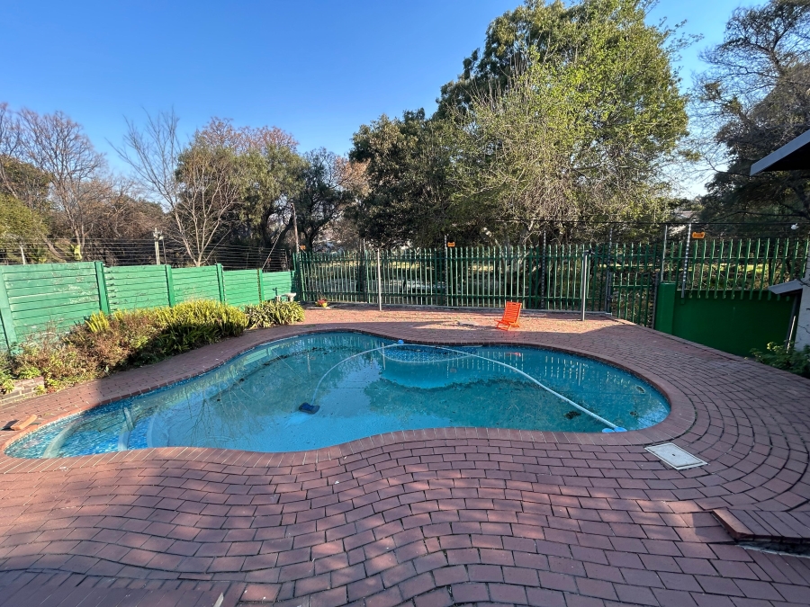 To Let 3 Bedroom Property for Rent in Morningside Manor Gauteng