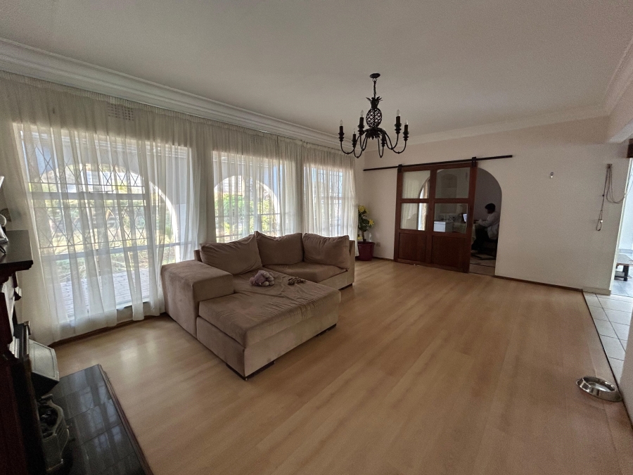 To Let 3 Bedroom Property for Rent in Morningside Manor Gauteng