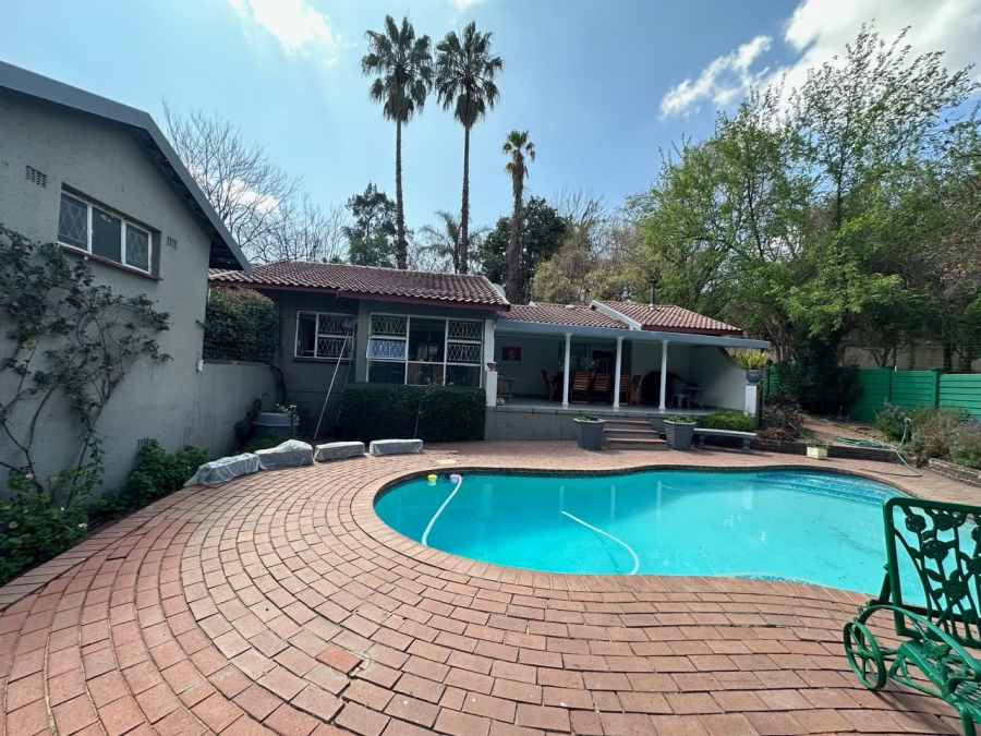 To Let 3 Bedroom Property for Rent in Morningside Manor Gauteng